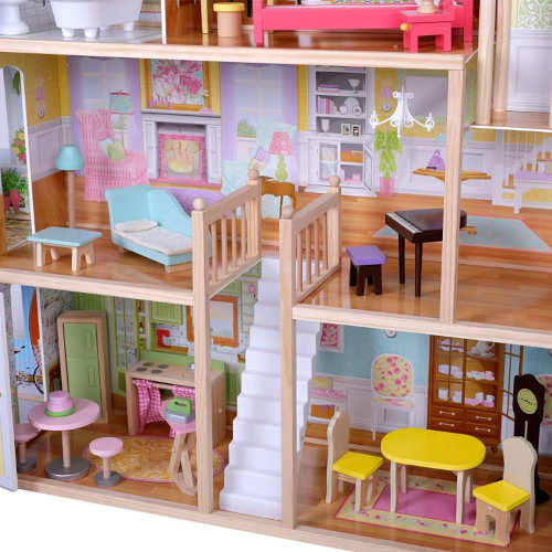 domeček pro panenky rozdělený na pokoje