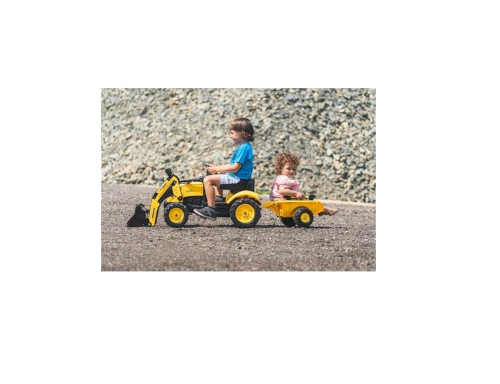 šlapací traktor pro děti